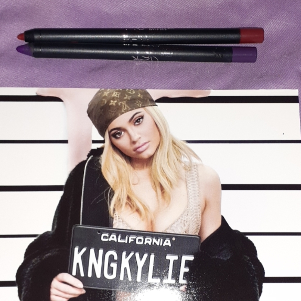Kylie Jenner Cosmetics Lipliner Bundle